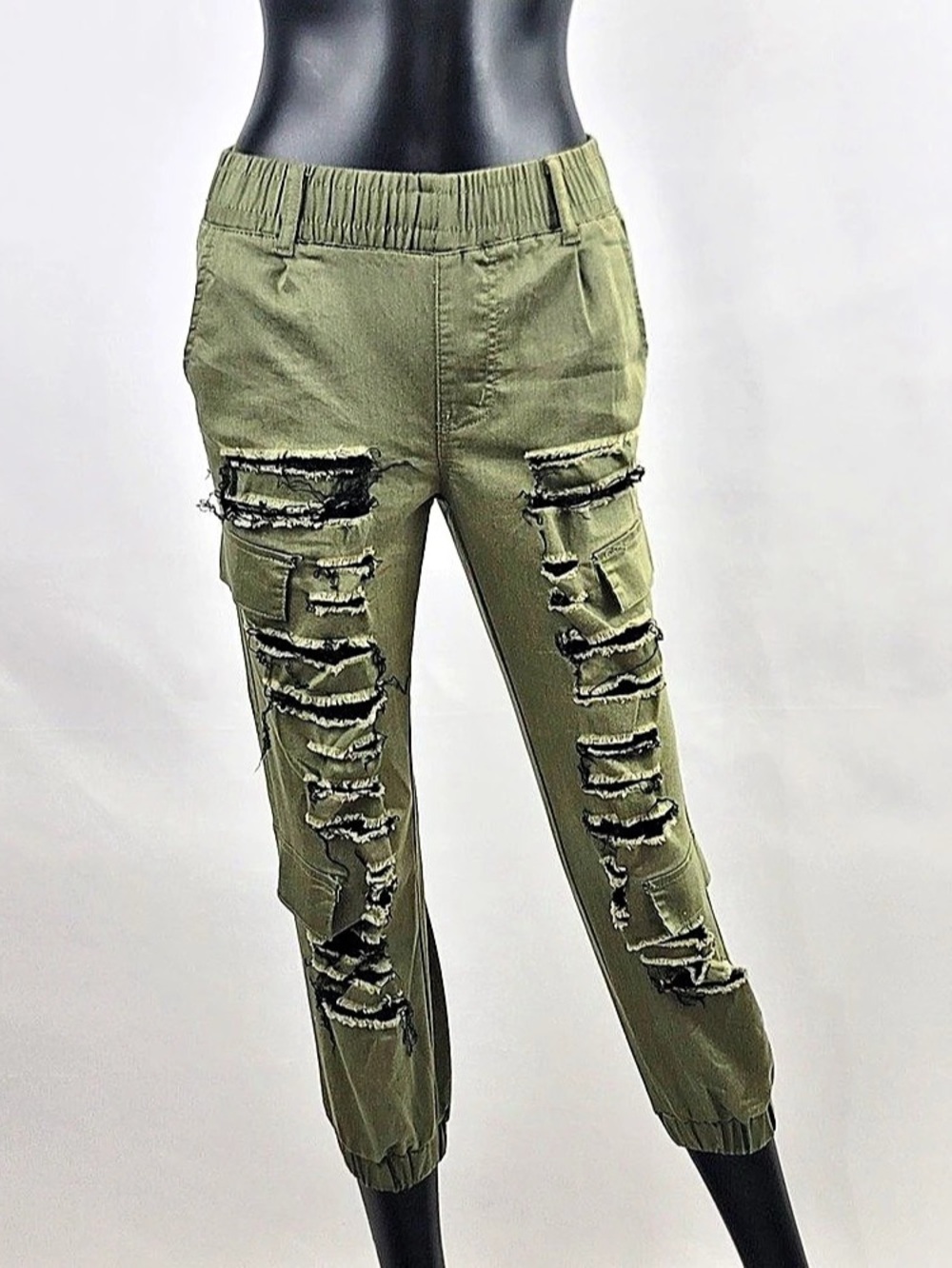 V.I.P Distressed Cargo Jogger Pants in Green Size 3/4